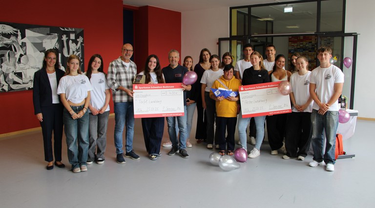IKG-Charity-Sportfest - Spendenuebergabe